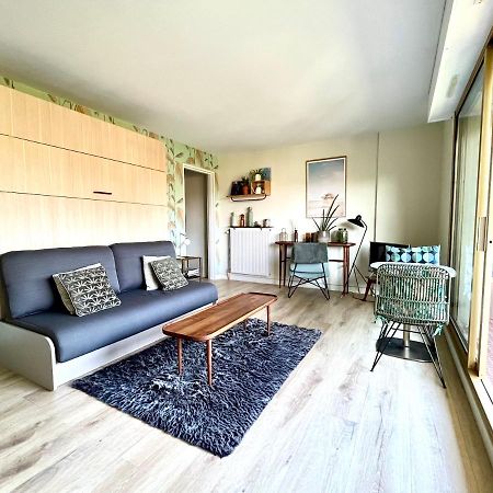 Beau Studio Terrasse Vue Jardin - A 2 Pas De La Mer Deauville Bagian luar foto
