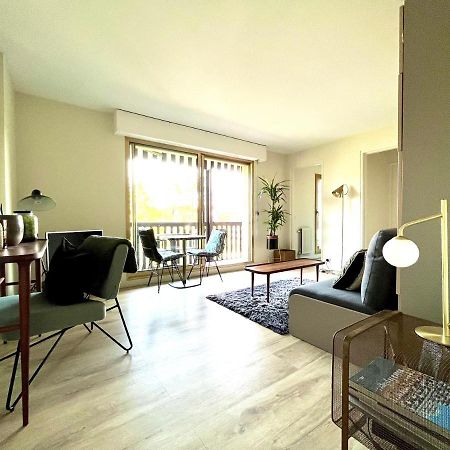Beau Studio Terrasse Vue Jardin - A 2 Pas De La Mer Deauville Bagian luar foto