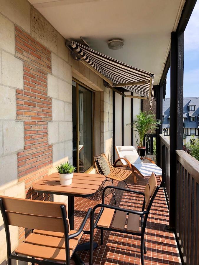 Beau Studio Terrasse Vue Jardin - A 2 Pas De La Mer Deauville Bagian luar foto