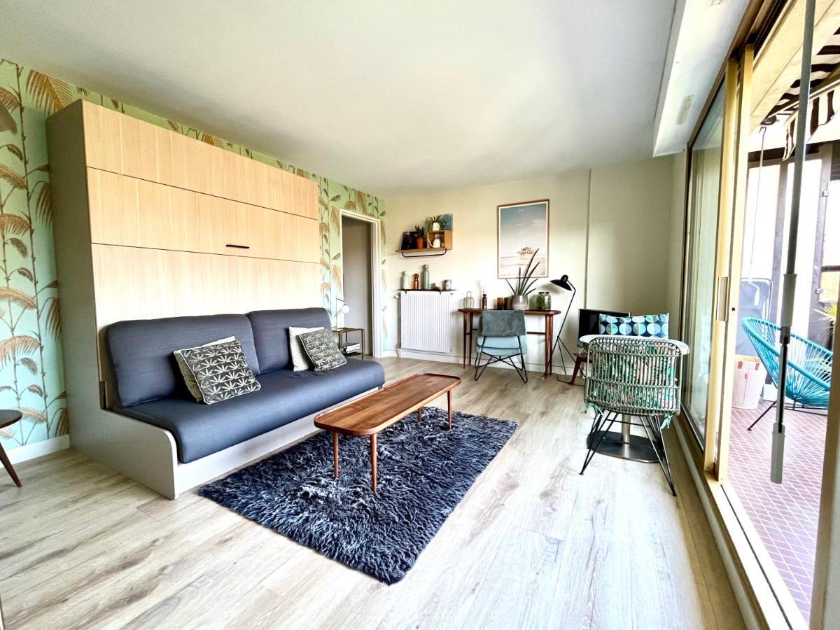 Beau Studio Terrasse Vue Jardin - A 2 Pas De La Mer Deauville Bagian luar foto