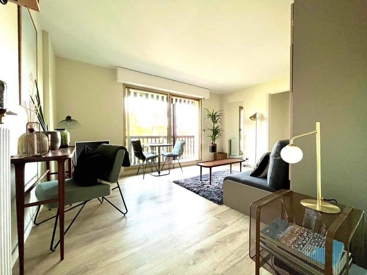 Beau Studio Terrasse Vue Jardin - A 2 Pas De La Mer Deauville Bagian luar foto