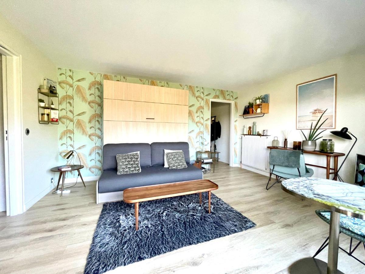 Beau Studio Terrasse Vue Jardin - A 2 Pas De La Mer Deauville Bagian luar foto
